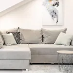 Exklusive (DG) Neubau-Ferienwohnung mit Fernsicht